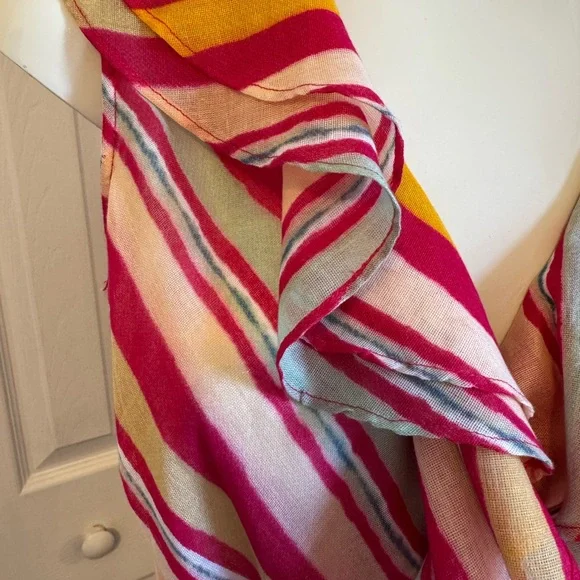 Lauren Ralph NWTS Multi Pink Sleeveless Ruffle Wrap Top Deep Vneck Size Small - Picture 4 of 12